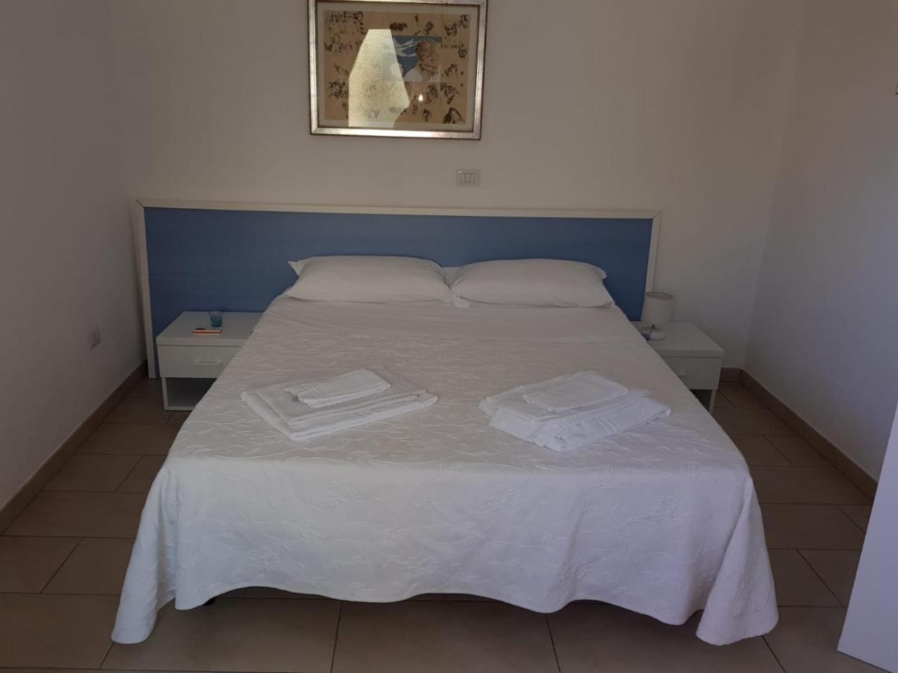 La Nave Sul Mare Di Taormina Bed & Breakfast Letojanni Exterior photo